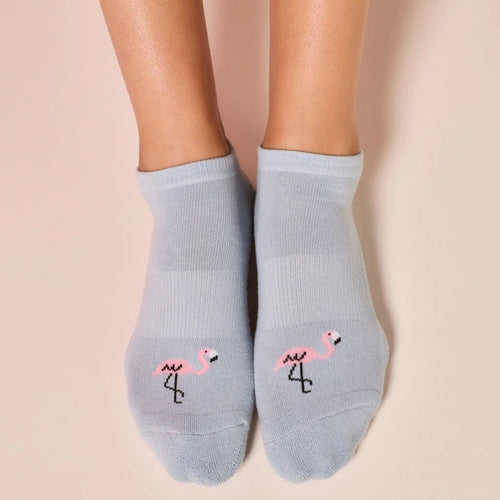 move active classic low rise deco flamingo grip socks