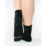 pointe studio happy ankle runner black grip socks