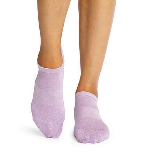 tavi active savvy lilac grip socks