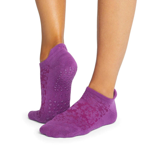 Tavi Active Savvy Grip Socks Violet Floral 