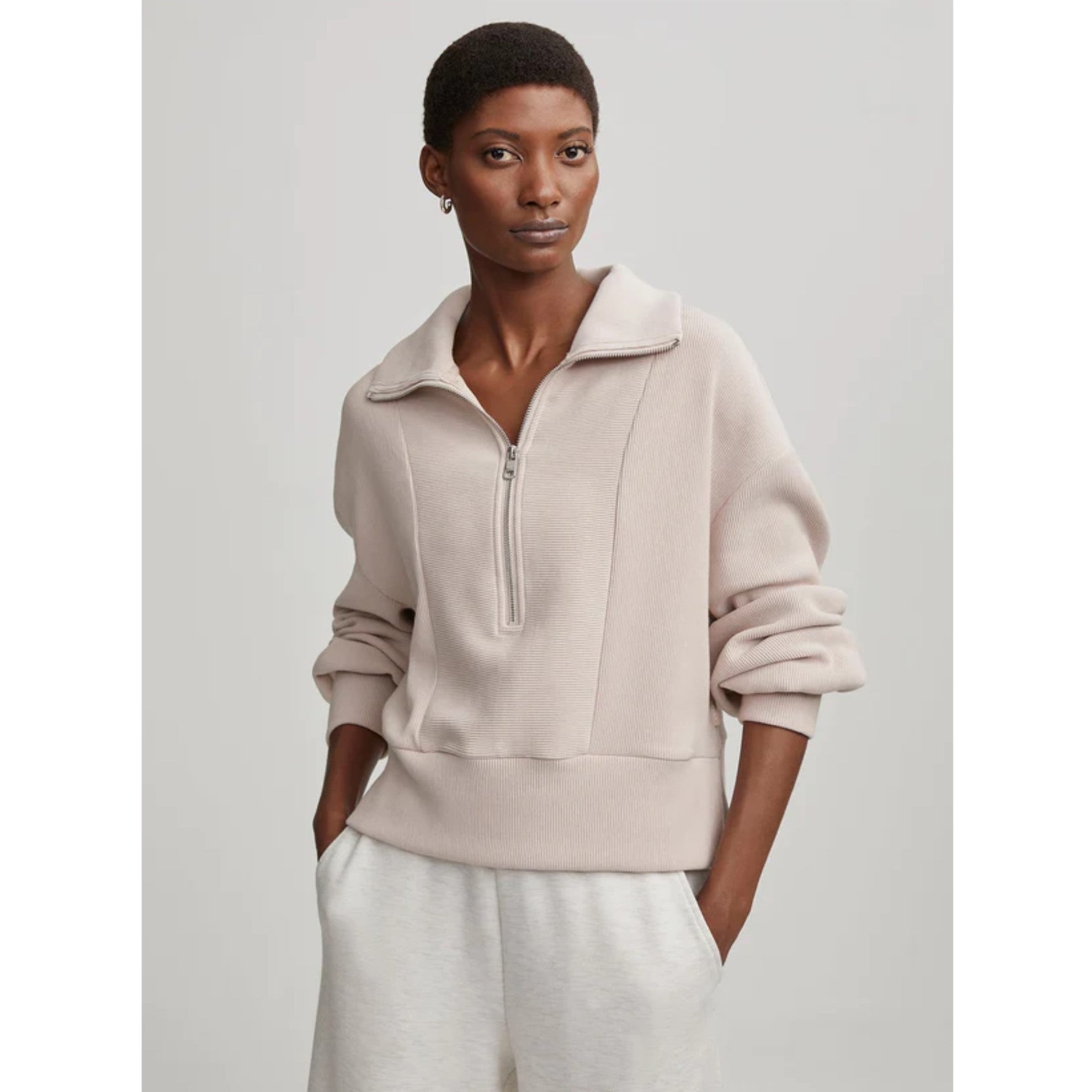 Ramona Half Zip Mushroom - Varley - simplyWORKOUT – SIMPLYWORKOUT
