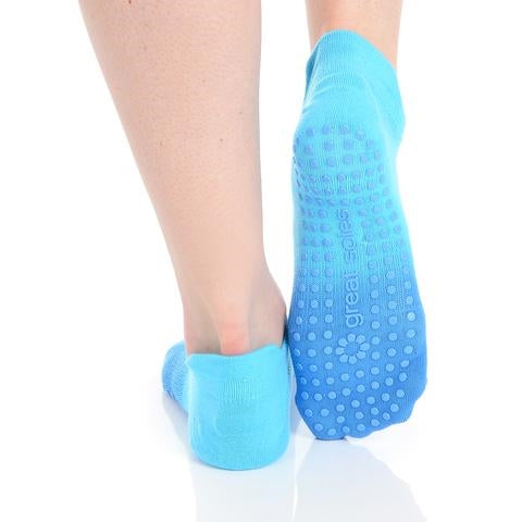 Great Soles - Ombre Caribbean Blue Grip Barre + Pilates Socks –  SIMPLYWORKOUT