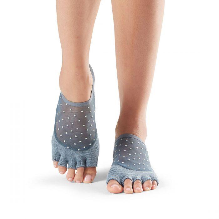 Toesox Luna Half Full Toe Grip Socks icicle