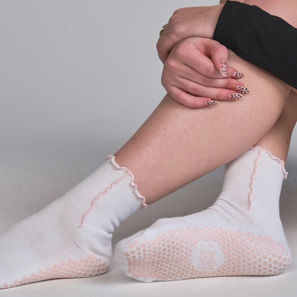 lucky honey grip socks rosie blossom