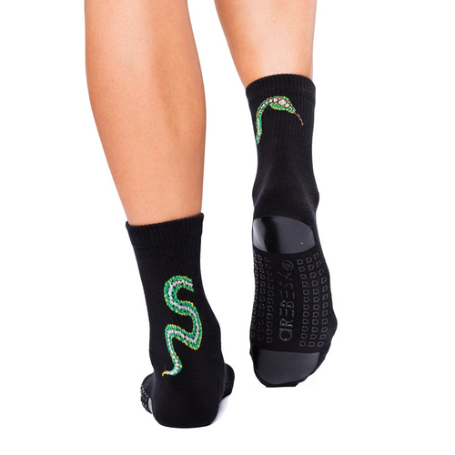 arebesk crew grip socks snake black