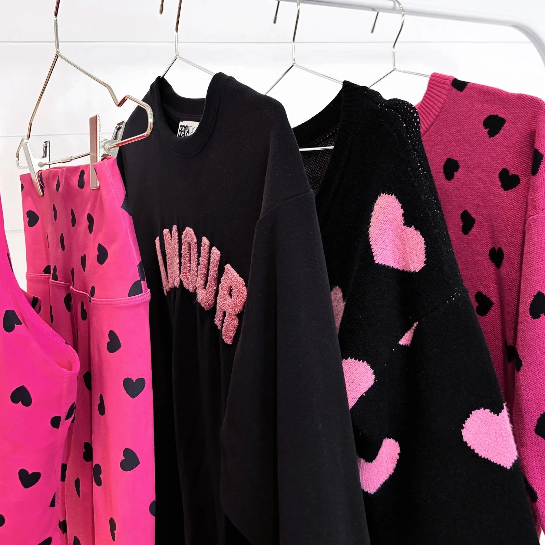 Joey Sweater Amour Heart - Beach Riot - simplyWORKOUT – SIMPLYWORKOUT