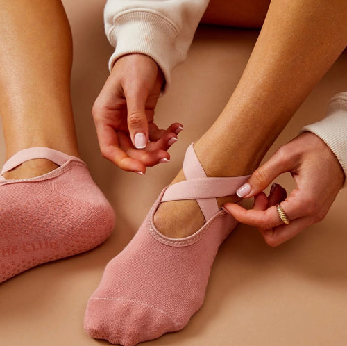 club martyn ballet barre grip socks pink