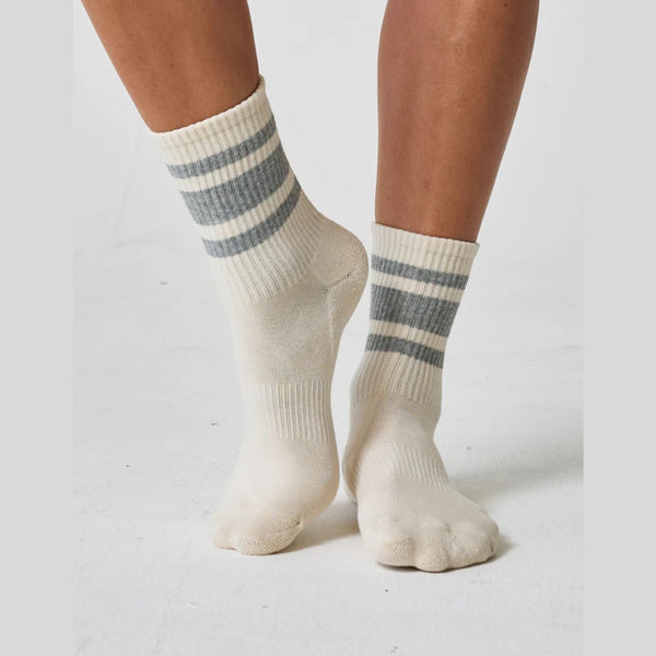 Lucky Honey Everyday Retro Crew Socks Grey 2