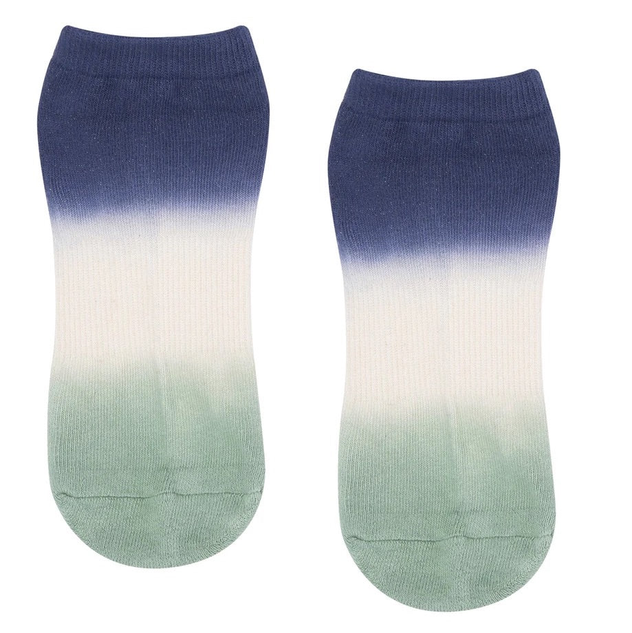 Classic Low Rise Ombre Grip Sock -MoveActive-simplyWORKOUT – SIMPLYWORKOUT