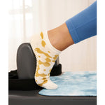 move active classic low rise retro daisy sand grip socks