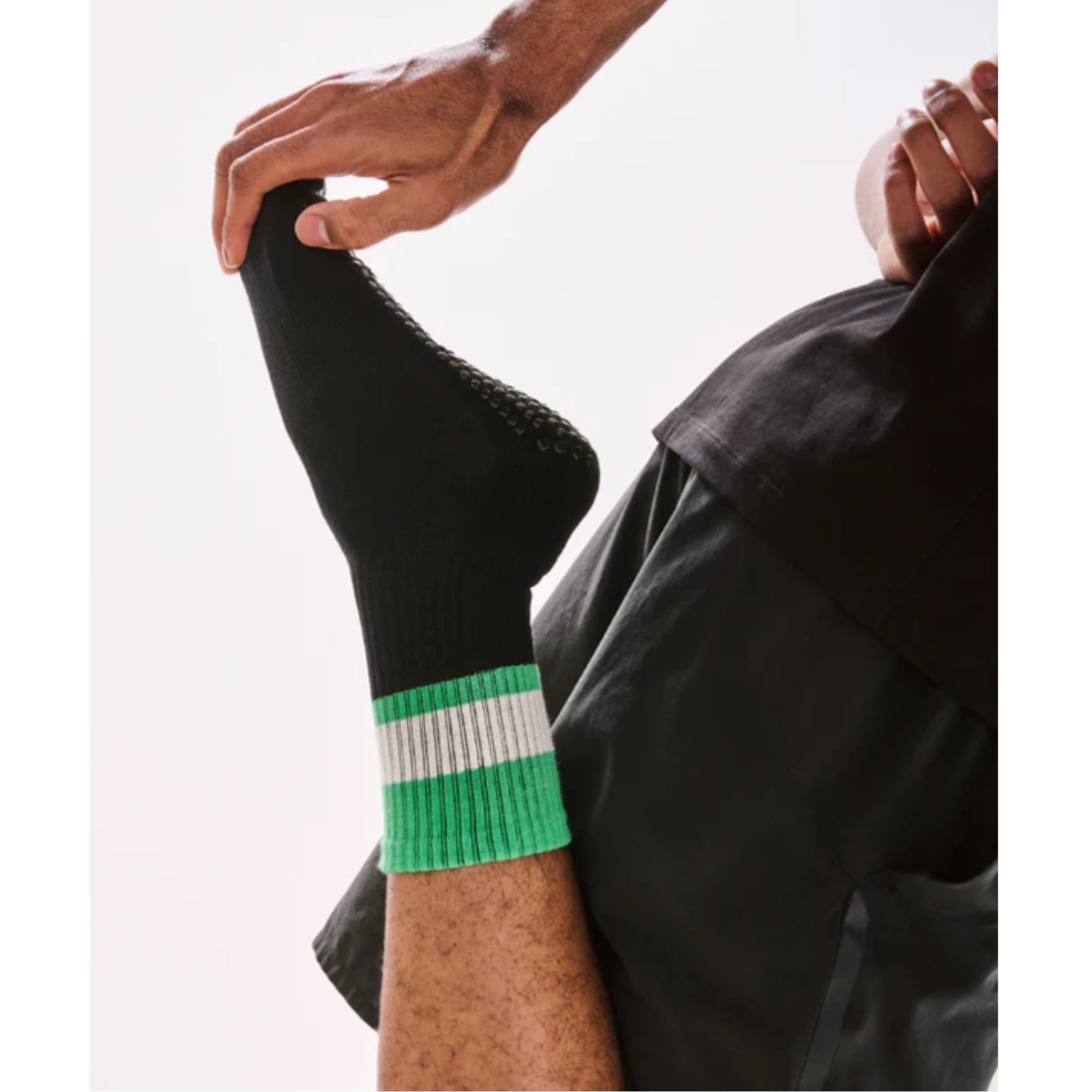 Move Active Mens Crew Grip Socks -MoveActive - simplyWORKOUT – SIMPLYWORKOUT