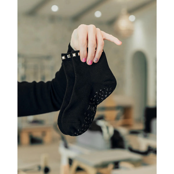 pilates honey black studded ankle grip socks