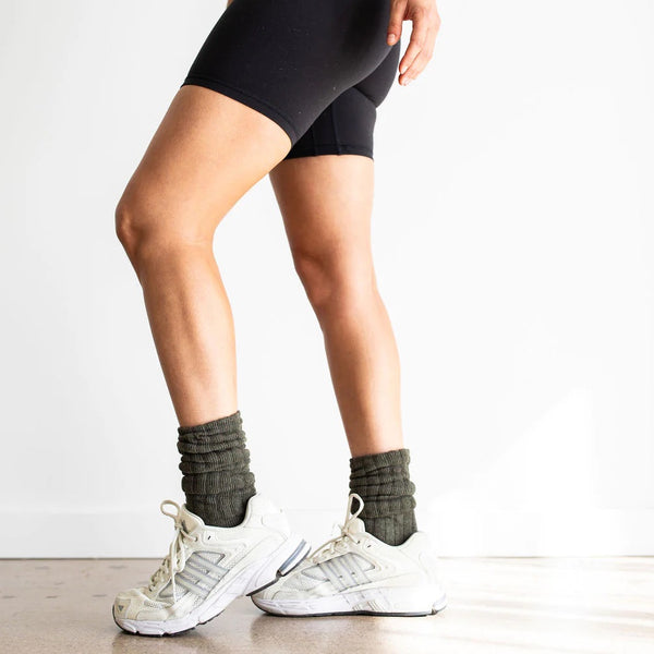 pilates honey scrunch grip socks green