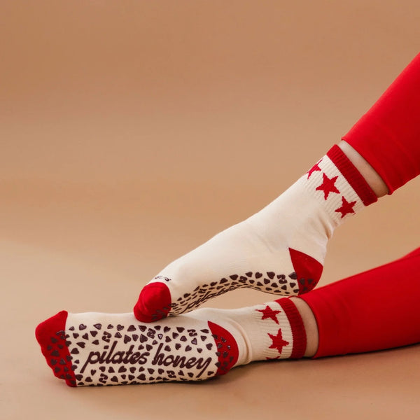 pilates honey life happens red crew stars grips