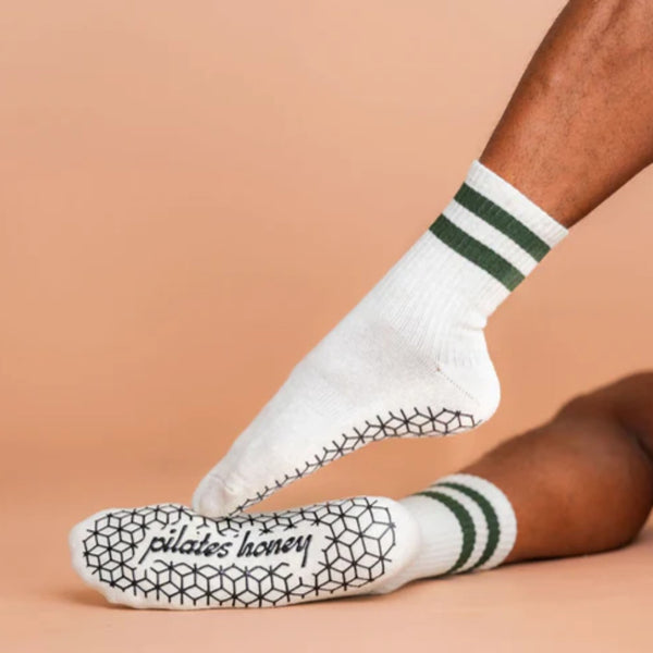 Pilates Honey Men's White Green Stripe Crew Grip Sock