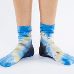 pointe studio bullseye crew blue grip socks