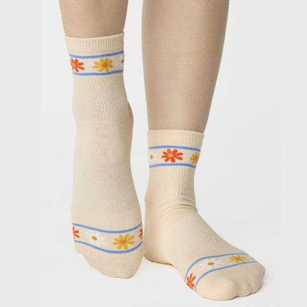 Pointe Studio Flower Crown Ankle Grip Socks Ivory 