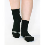pointe studio happy ankle runner black grip socks