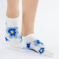 pointe studio posy full foot bone grip socks