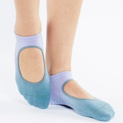 pointe studio niña grip sock lavender