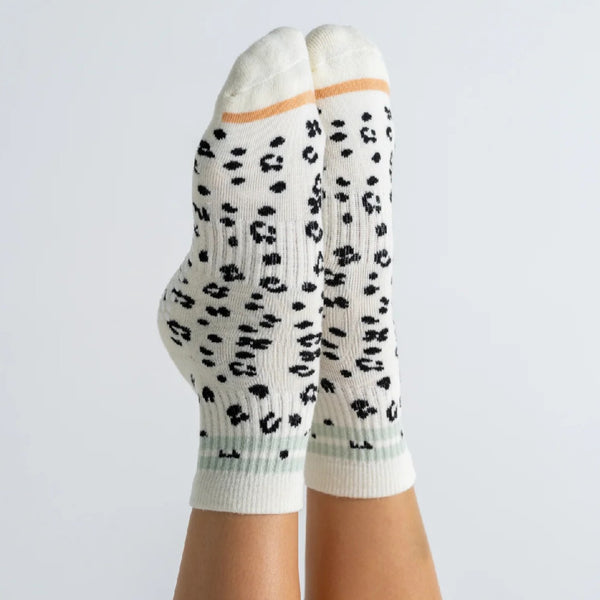 Reformer Loops Quarter Grip Socks Animal Print Black