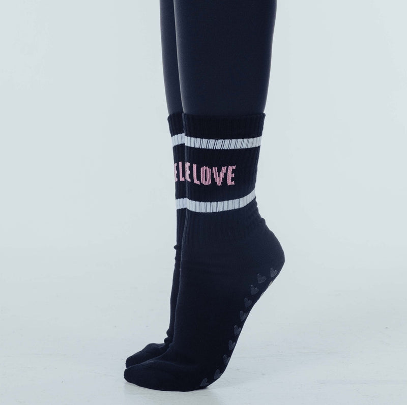 simply workout barre love crew grip socks black