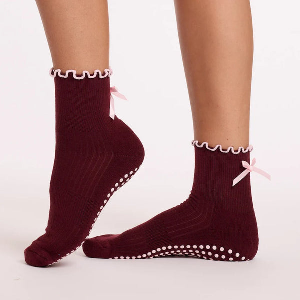 souls LA burgundy bow grip socks