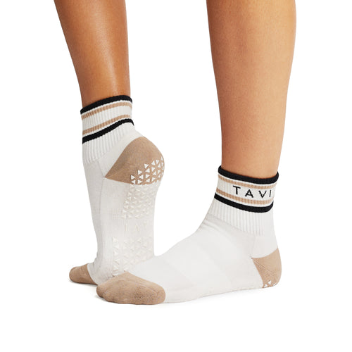 tavi active aria cream color block ankle grip socks