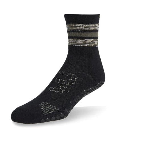 Crew Socks Tavi Grip Socks Tavi Noir Grip Socks Savvy – Oval Sport