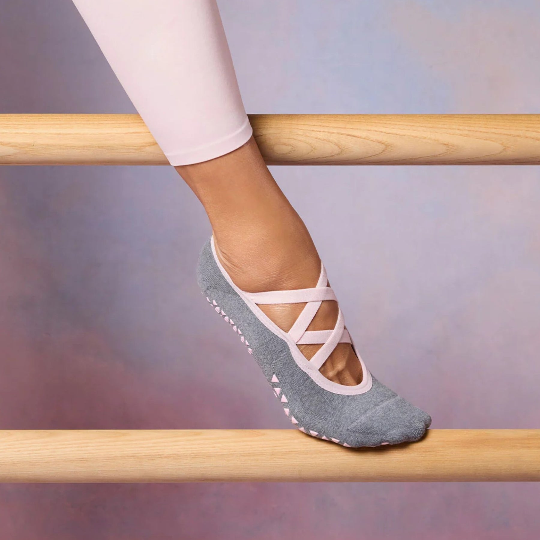 Tavi Active Luanna Grip Socks Classical