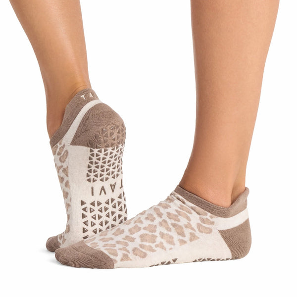 Tavi Savvy Grip Socks Leopard Sand 