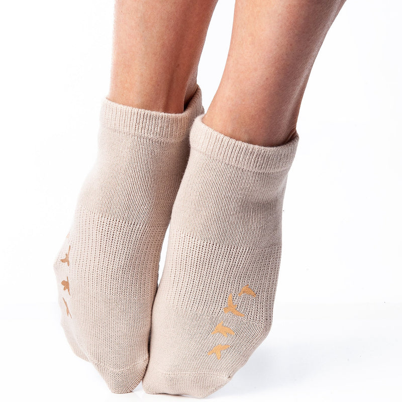 Arebesk Birdie Grip Socks Tan Gold