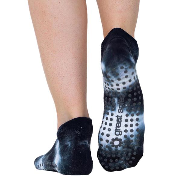 Great Soles Avery Tie-Dye Grip Socks - Onyx – SIMPLYWORKOUT