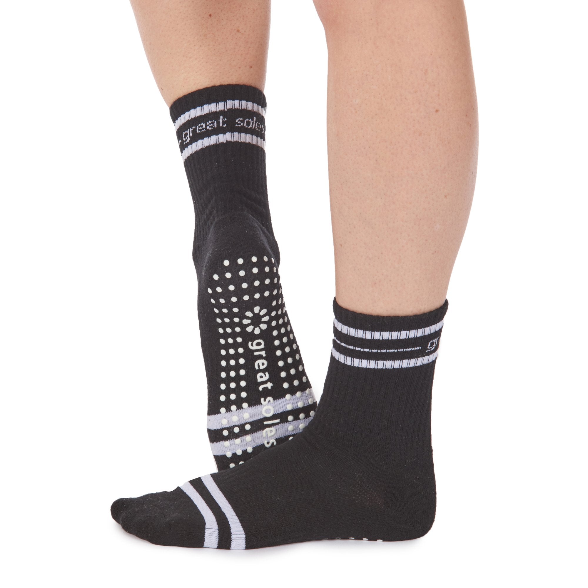 GREAT SOLES - Mia Mesh Grip Socks - Green on SimplyWORKOUT