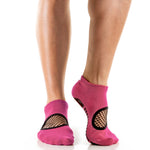 Arebesk Fishnet Grip Socks - Pink
