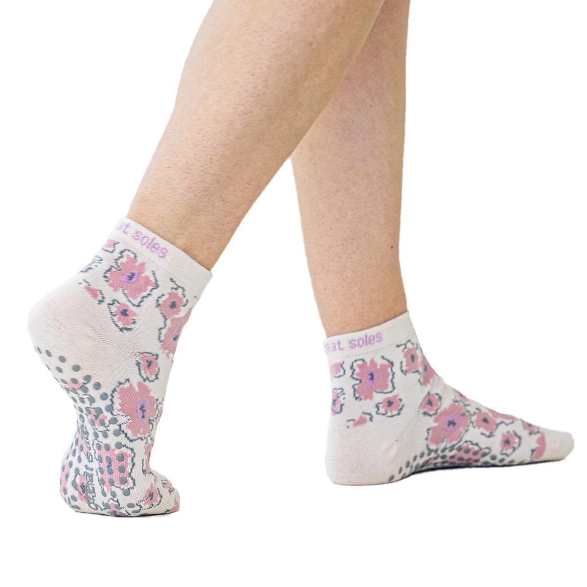 Floral Grip Socks (Barre/Pilates) - Great Soles - simplyWORKOUT