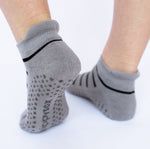 grippy sox black stripe grip socks