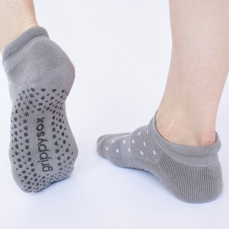 grippy sox white dot grip socks