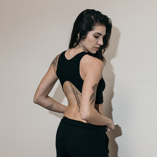 Joah Brown curve crop tank ribbed black