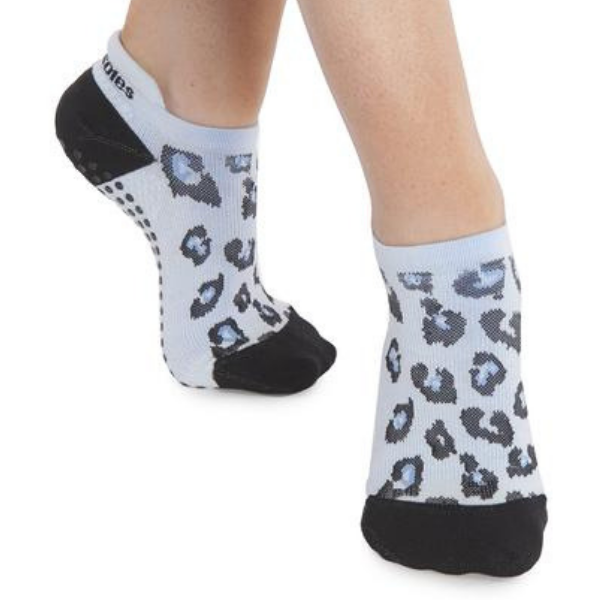 Great Soles - Keira Leopard Tab Back Grip Sock (Barre / Pilates) - SIMPLYWORKOUT