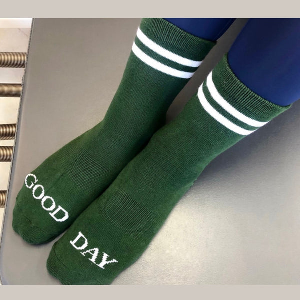 MoveActive Unisex Crew Grip Socks - Good Day Olive