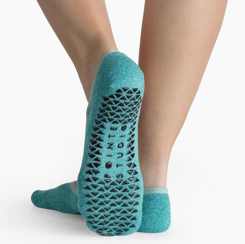 POINTE STUDIO - Rosa - Grip Sock // Barre & Pilates Socks – SIMPLYWORKOUT