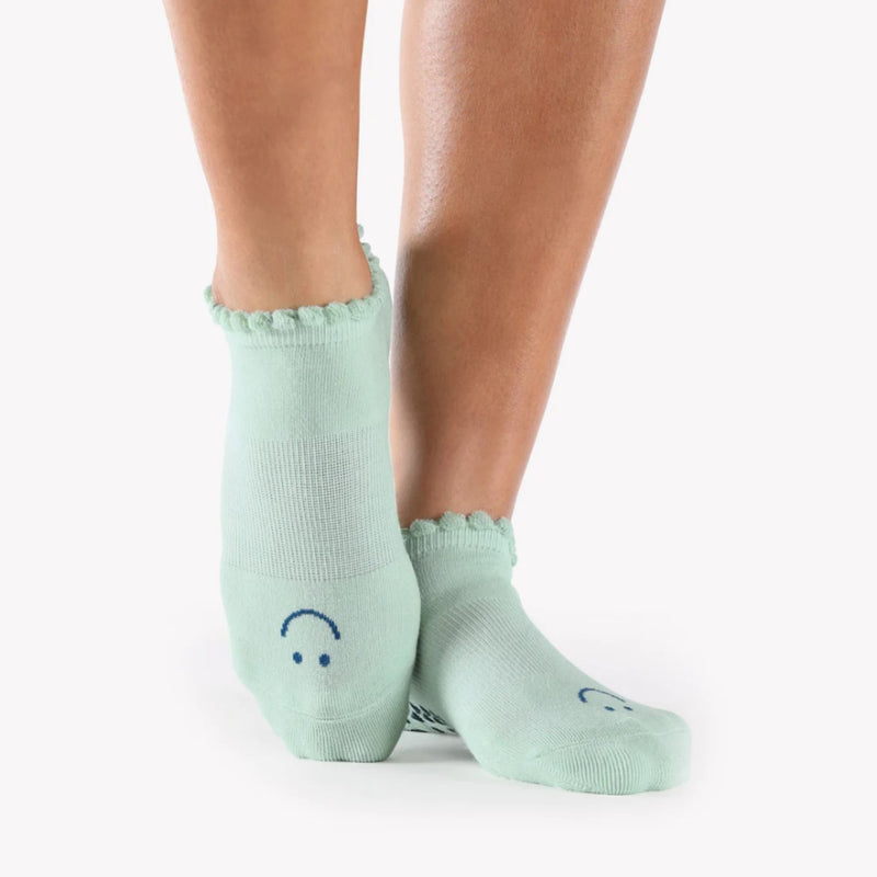 pointe studio grip socks happy baby blue