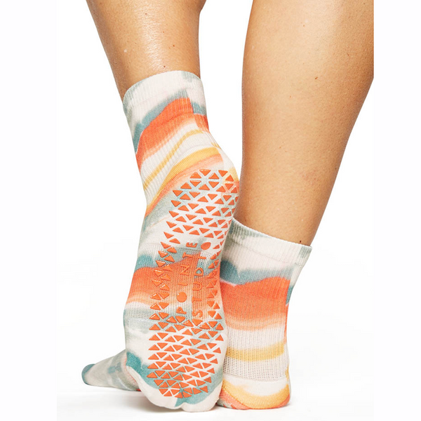 pointe-studio-ankle-grip-socks-marmalade