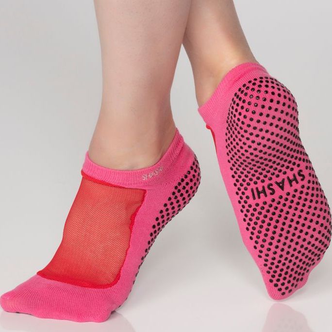BARRE + PILATES SHASHI Classic GRIP Socks – SIMPLYWORKOUT