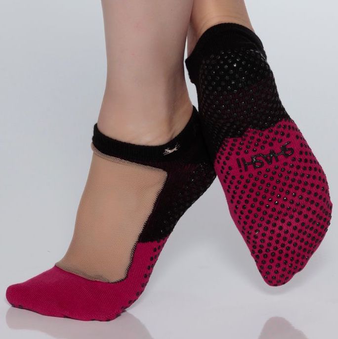 shashi classic regular toe grip socks pink black