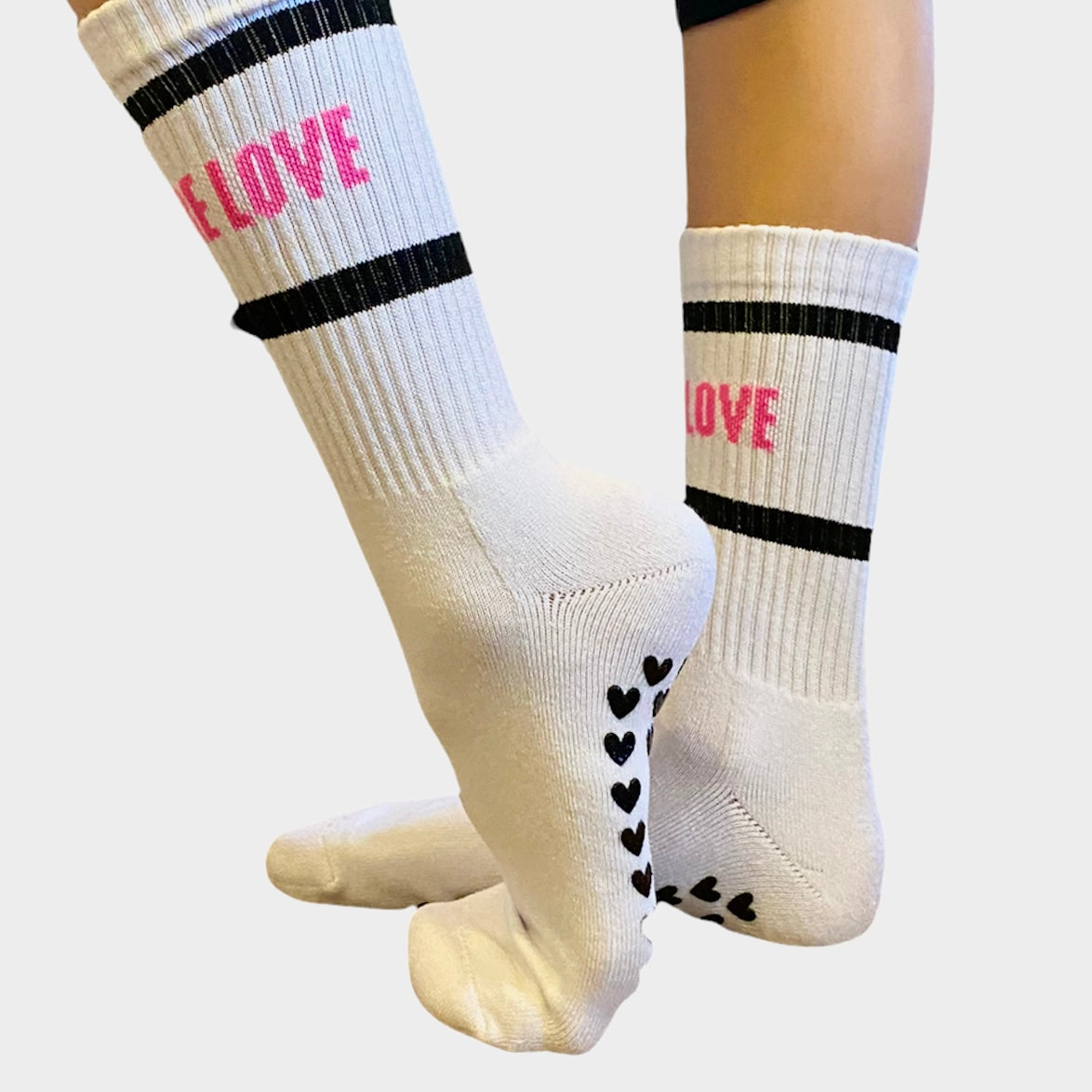 Arebesk Grip Socks and Fitness Apparel – Arebesk, Inc.