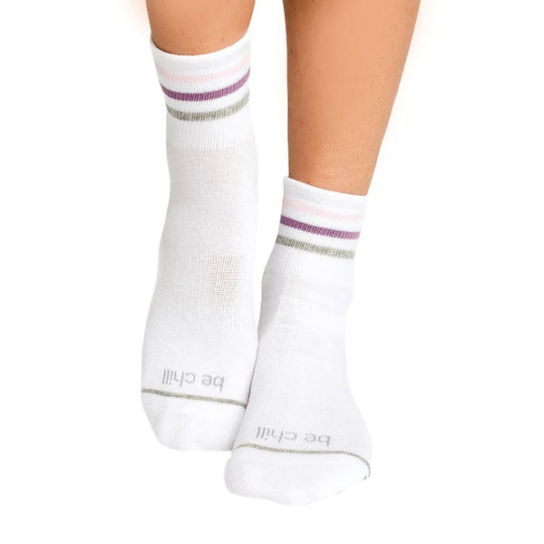 sticky be be chill grip socks ankle crew plum