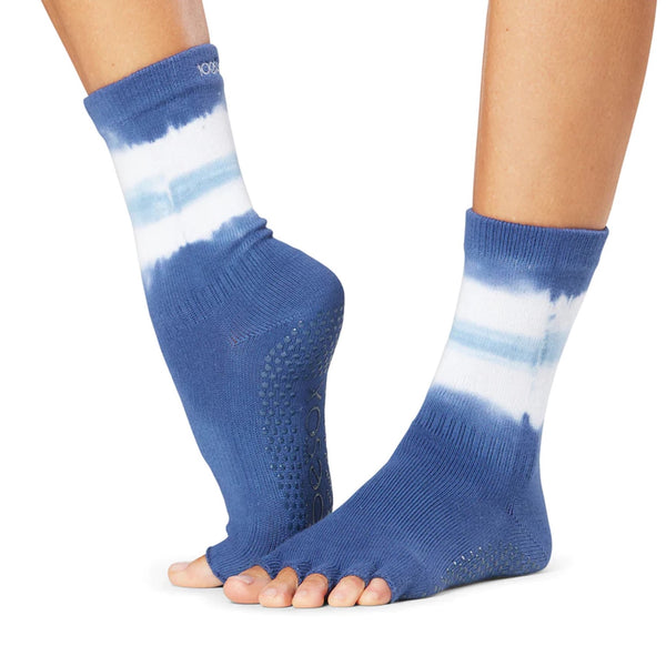 Toesox Crew Half Toe - Deepwater Ombre Stripe Grip Socks