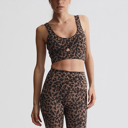 VARLEY - Let's Go Staunton Bra Crop in Blurred Copper Animal on  @simplyWORKOUT – SIMPLYWORKOUT